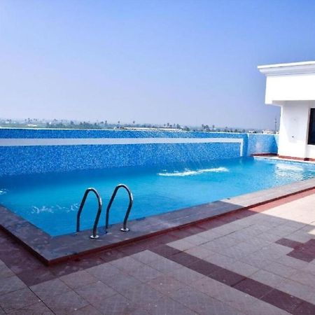 Hotel Avs Imperiaa Karaikal Extérieur photo