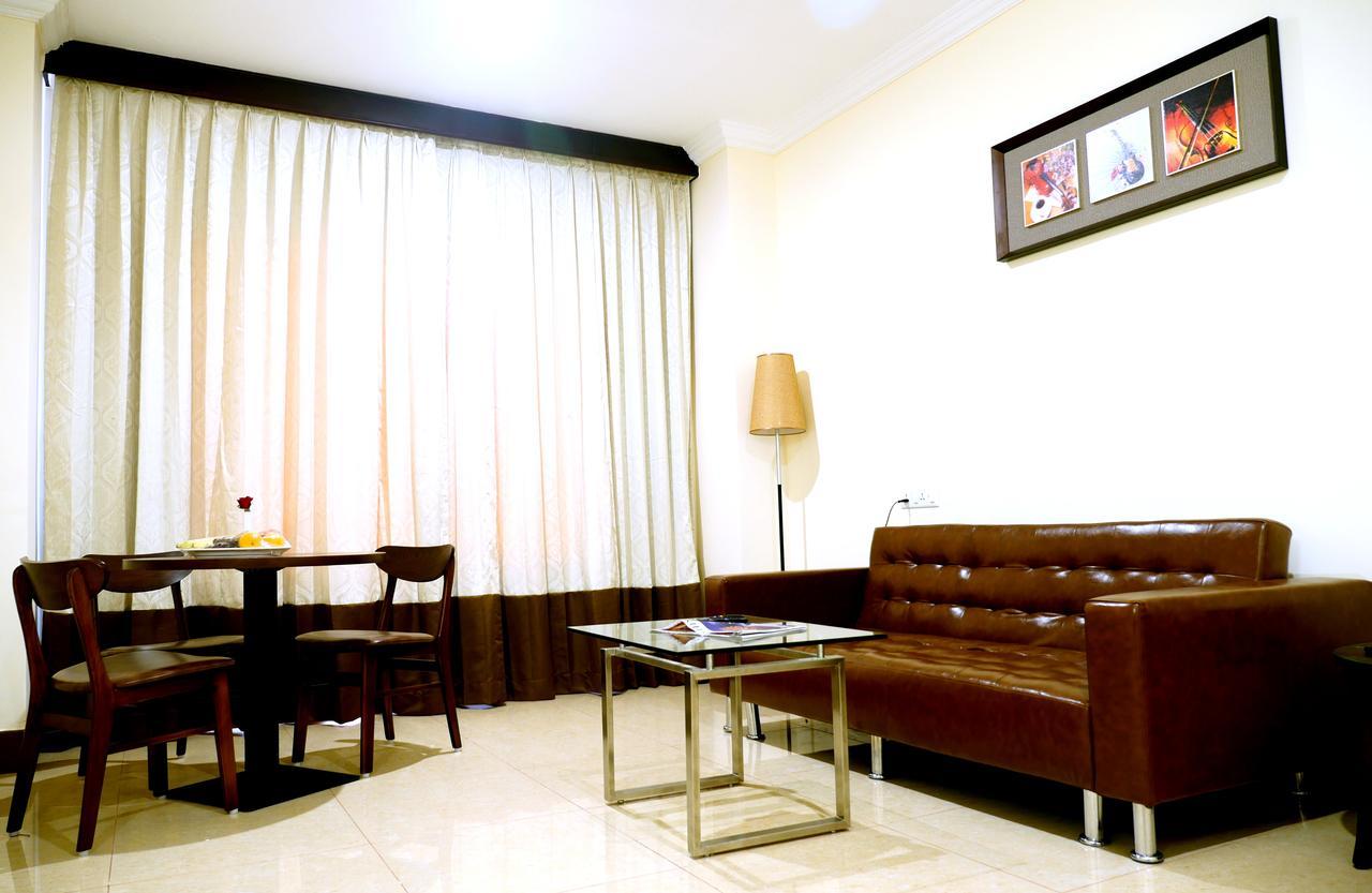 Hotel Avs Imperiaa Karaikal Extérieur photo